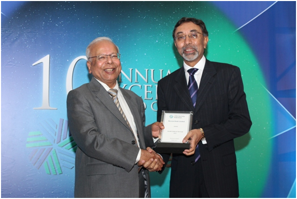 Meezan Bank awarded 'Islamic Bank of the Year' & 'Corporate Finance House of the Year' for 2012 by CFA Society of Pakistan 2013